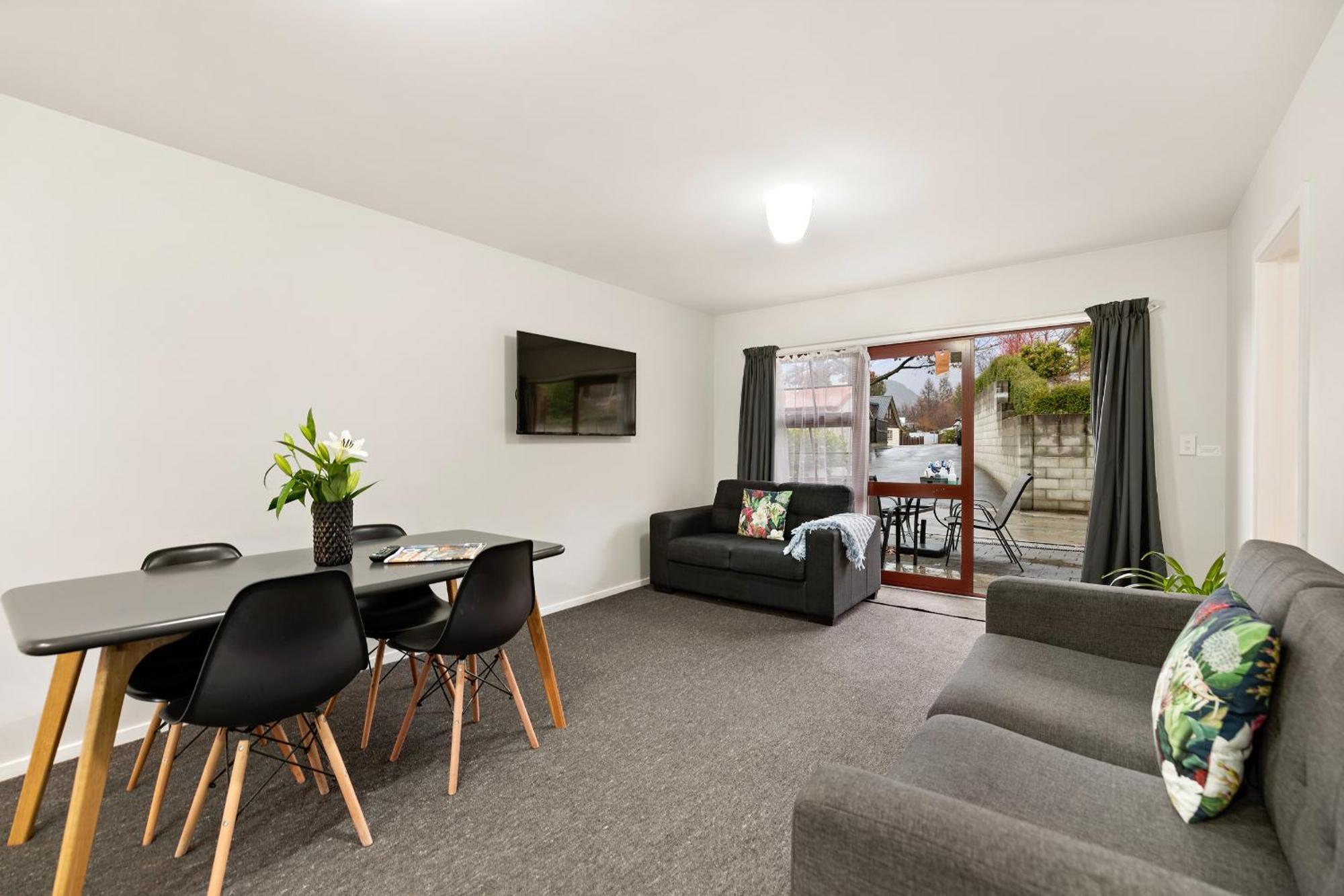 Arrowtown Motel Bagian luar foto