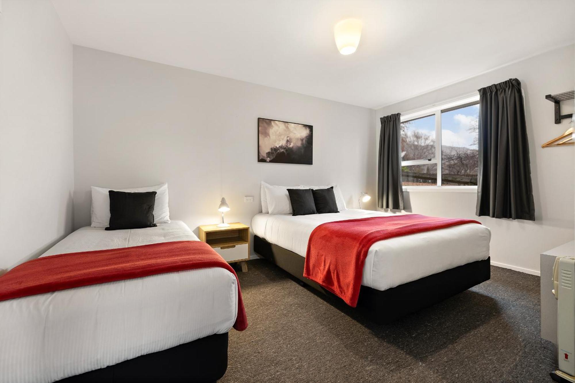 Arrowtown Motel Bagian luar foto