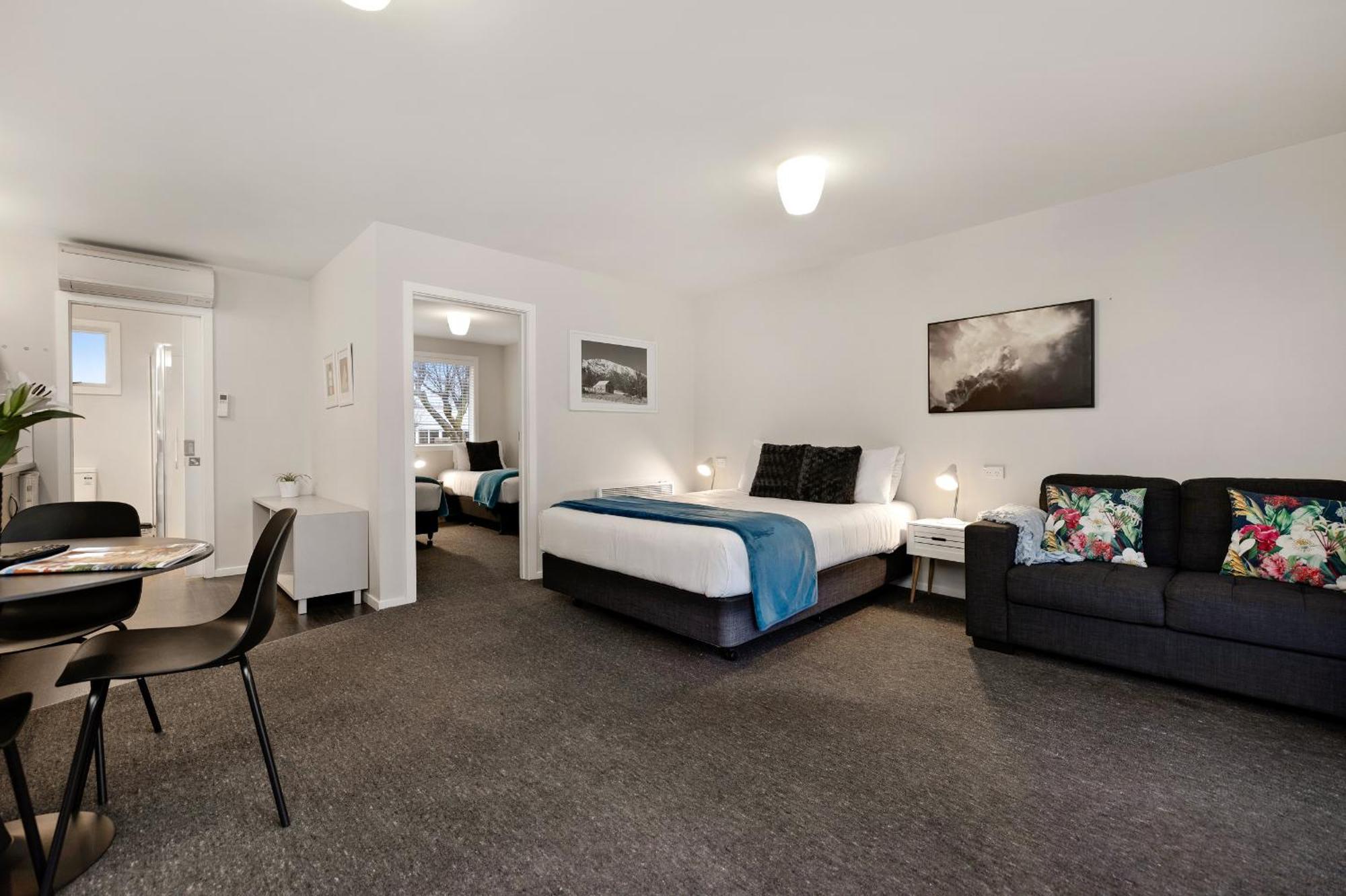 Arrowtown Motel Bagian luar foto