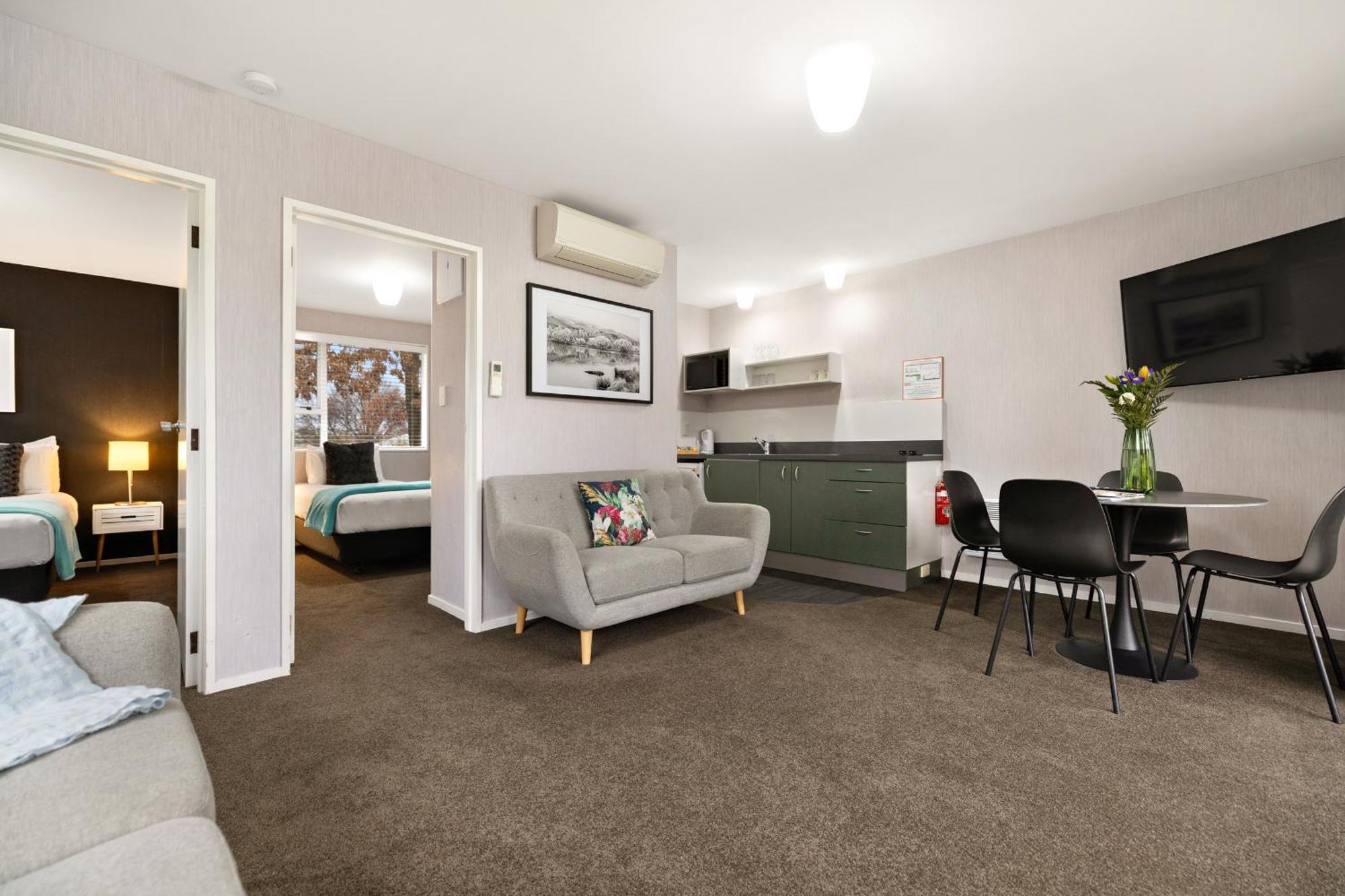 Arrowtown Motel Bagian luar foto