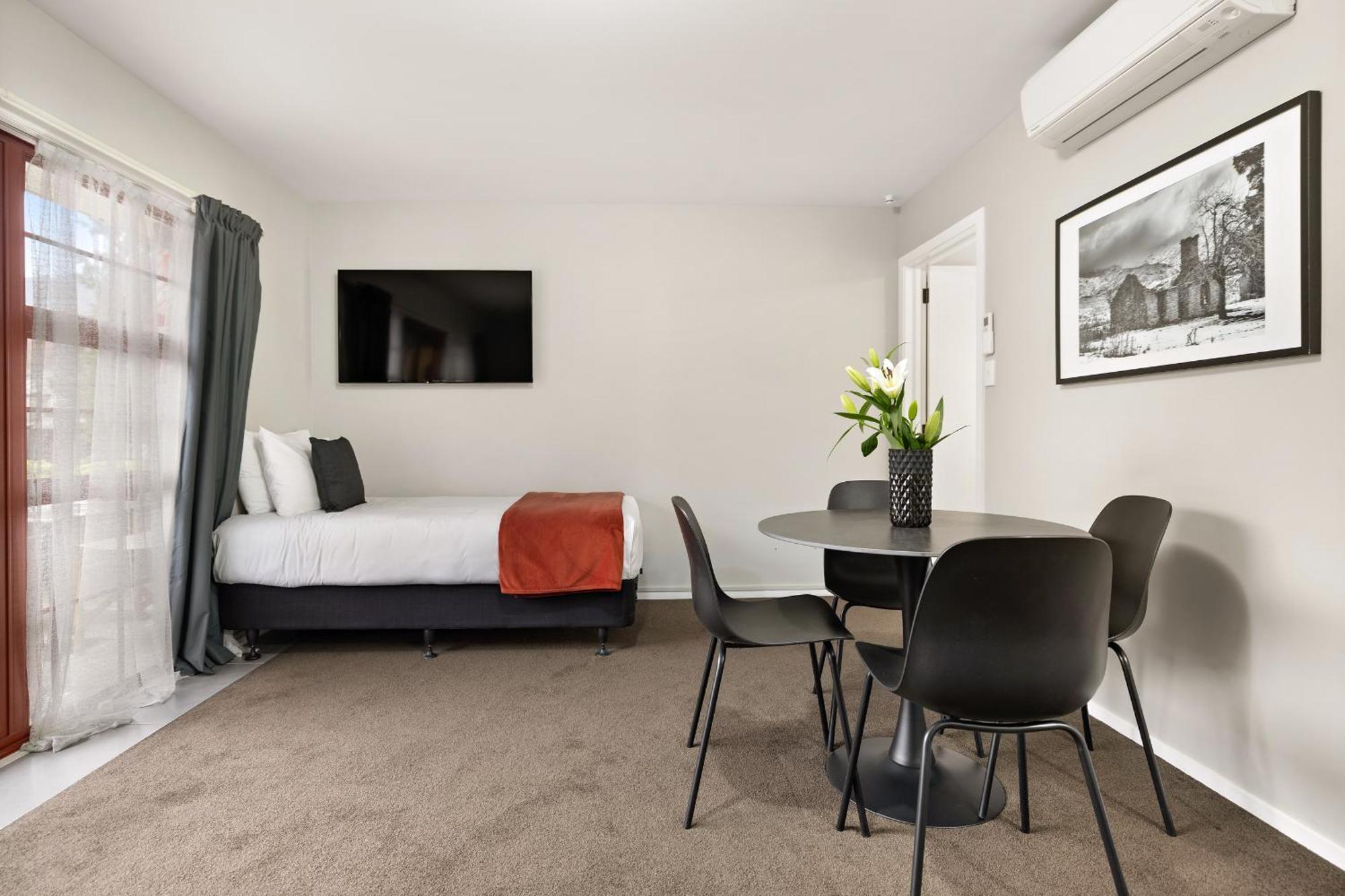 Arrowtown Motel Bagian luar foto