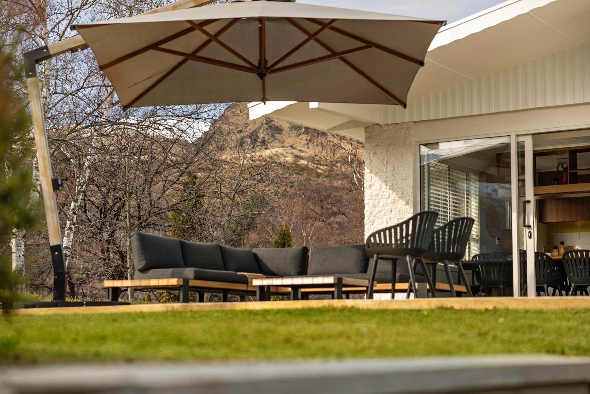 Arrowtown Motel Bagian luar foto