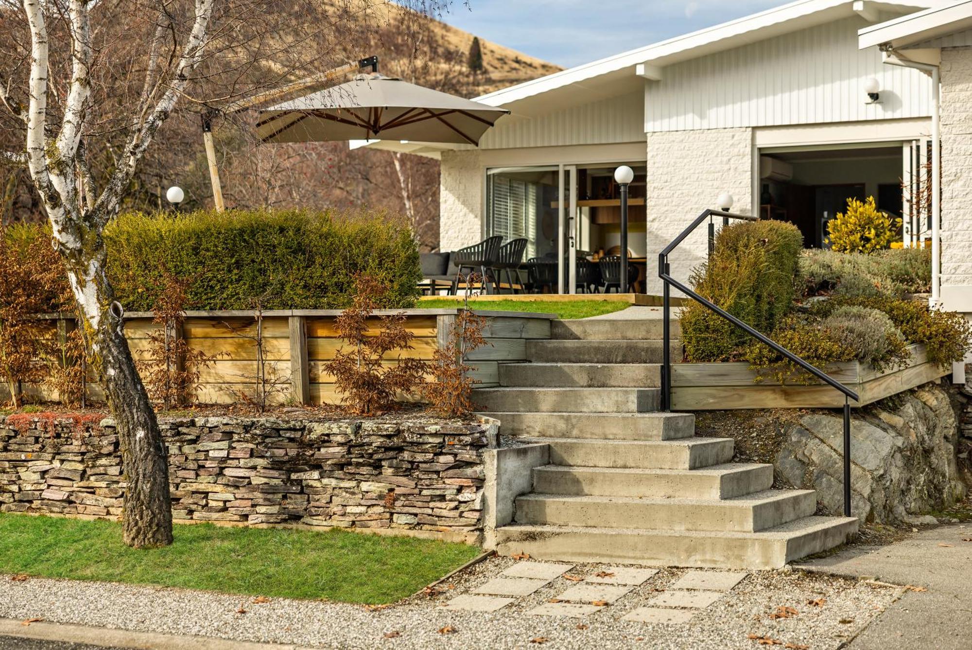 Arrowtown Motel Bagian luar foto